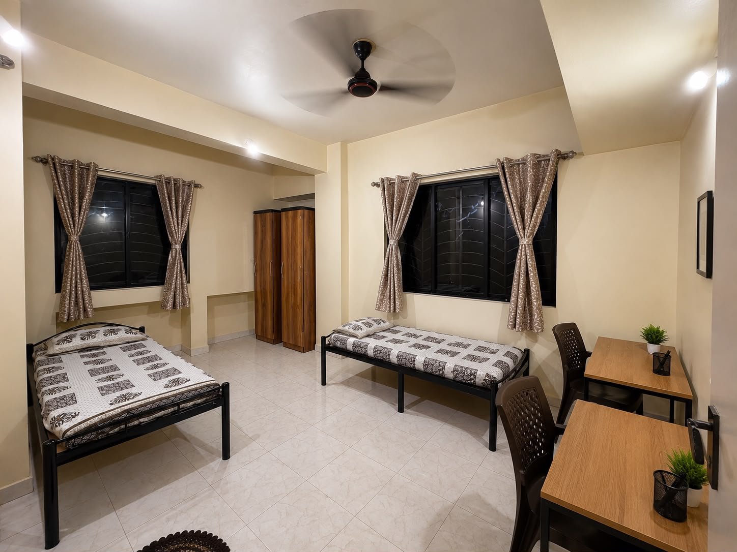 Premium furnished room at Ananta Stay PG