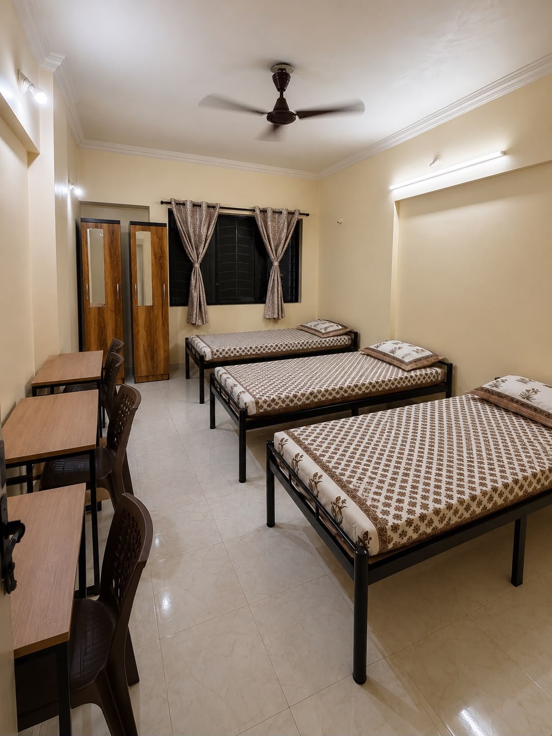 Triple Sharing Room & Cupboards